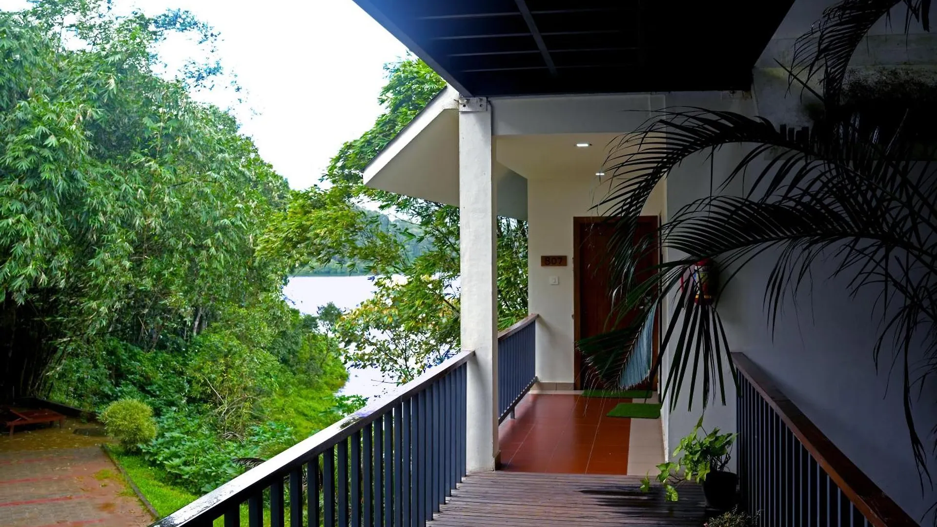 Wayanad Silverwoods Forest Resort & Spa Padinjarathara